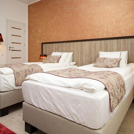 Studio Old Town Бухарест Екстер'єр фото