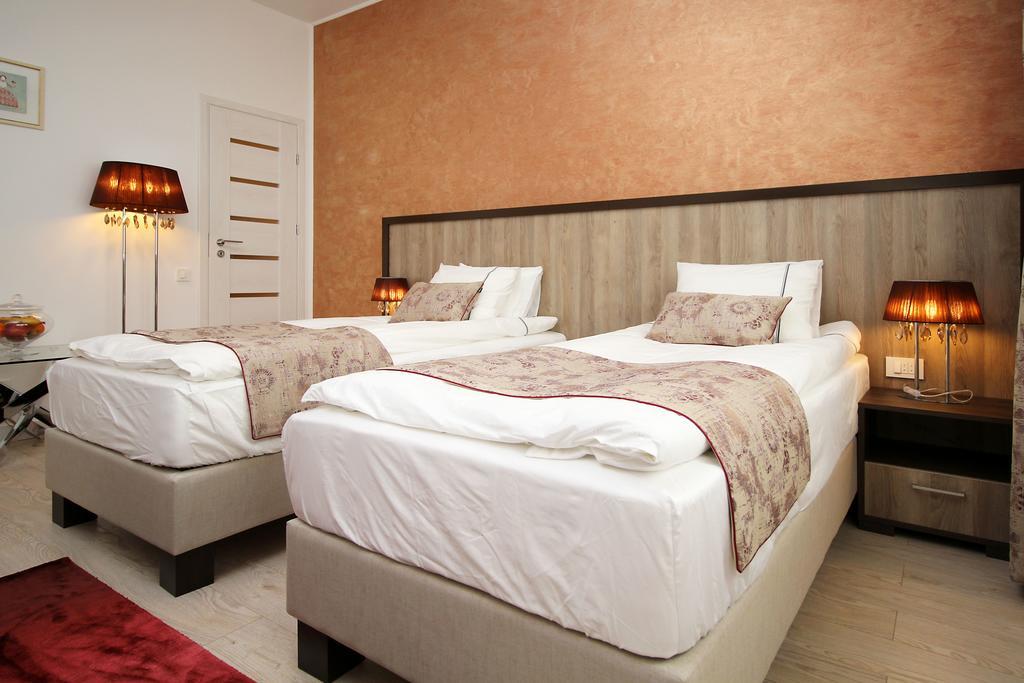 Studio Old Town Бухарест Екстер'єр фото